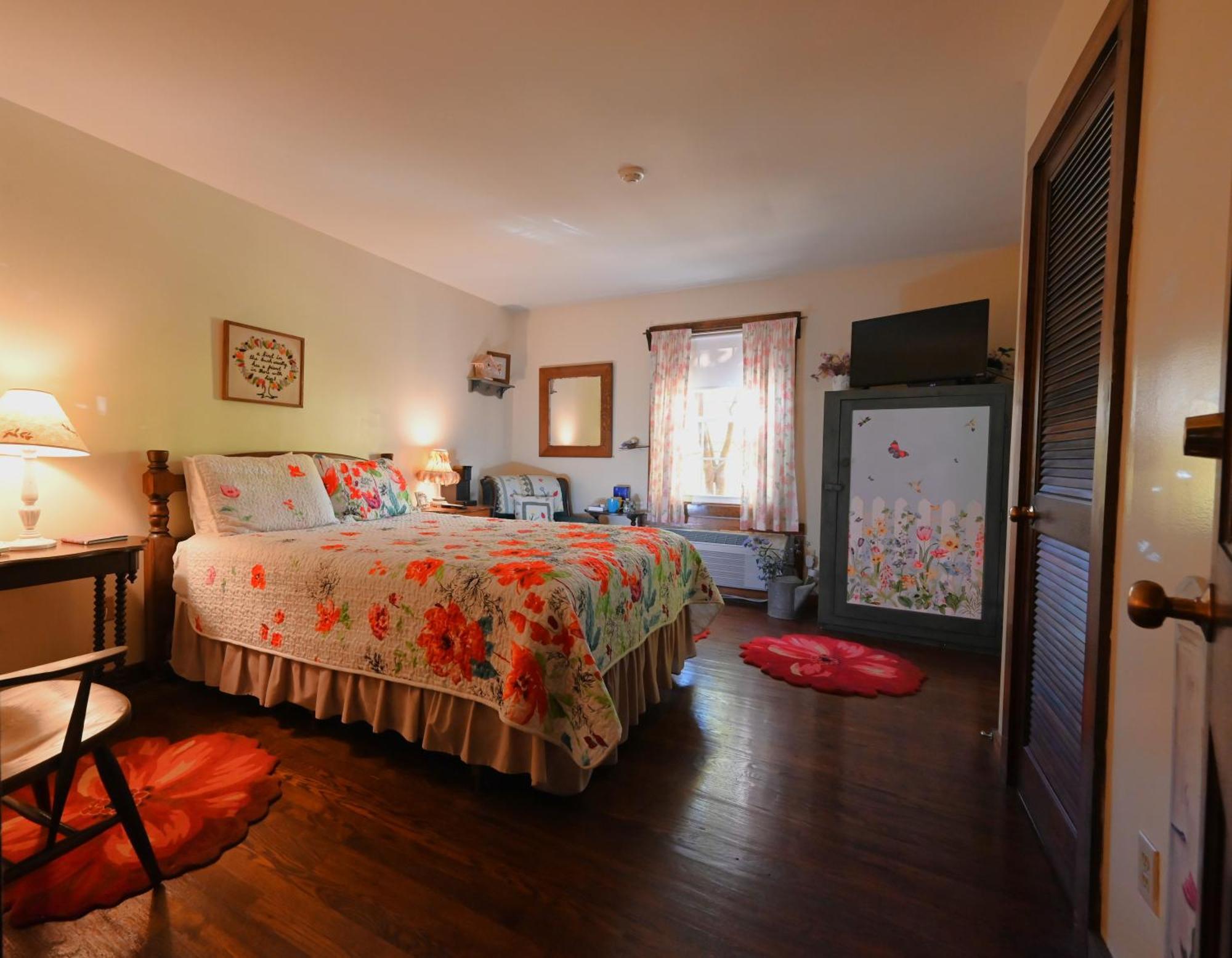 La Perla Restaurant & Country Inn Averill Park 外观 照片